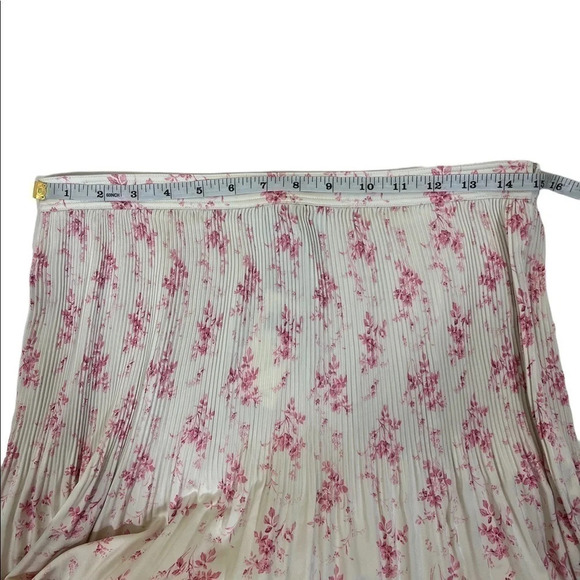 𝅺NWT Polo Ralph Lauren Women's Floral Pleated Satin Skirt Size 8 - Picture 6 of 12